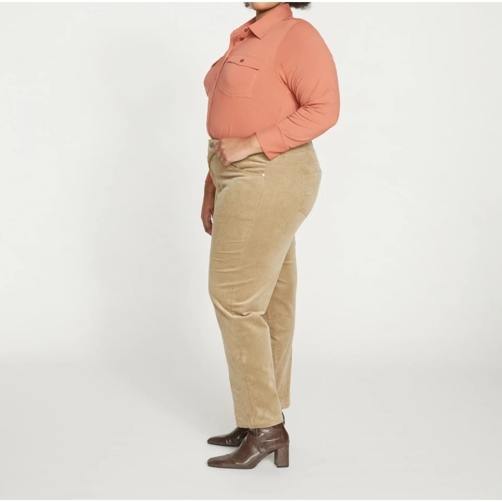 NWT Universal Standard High Rise Straight Corduroy Pants - Khaki